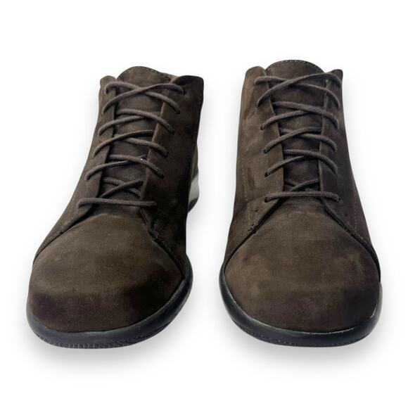 Munro Women's Comb Last Lace Up Suede Walking Ankle Bootie 6 N Brown Nubuck - Picture 10 of 11